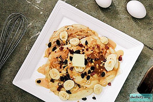 Pancakes Banana: ความคิดที่ผิดปกติสำหรับอาหารเช้าแสนอร่อย