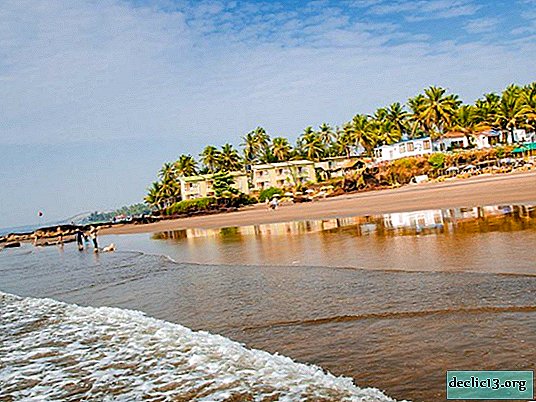 Pantai Ashvem - pantai paling utara Goa Utara