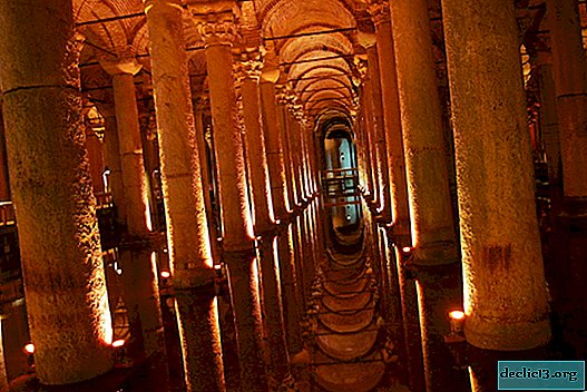 Basilica Cistern: a mysterious building underground in Istanbul