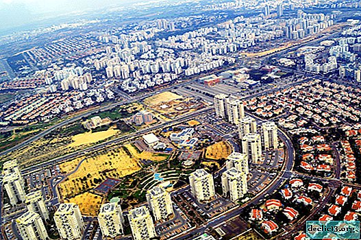 The city of Rishon Lezion in Israel - a desert that has become a resort