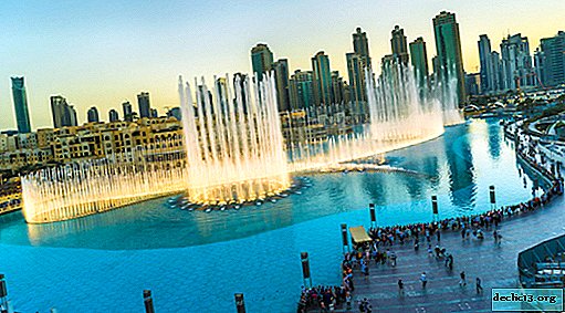 Dubai muusika purskkaev - lummav õhtune linnaetendus