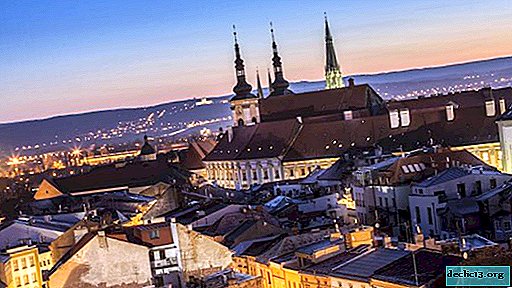 Olomouc di Republik Ceko: pemandangan kota, cara mendapatkan