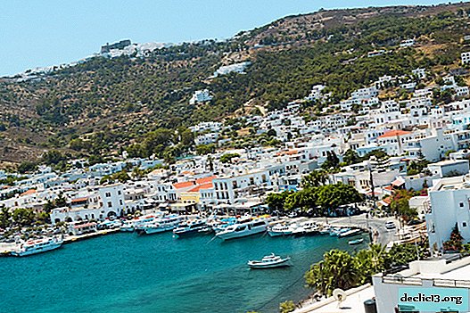 Patmos - la isla de Grecia, impregnada de un espíritu religioso.