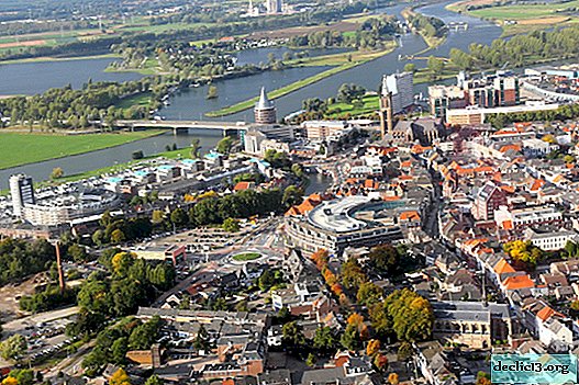 Roermondas - miestas ir populiarus išparduotuvė Nyderlanduose