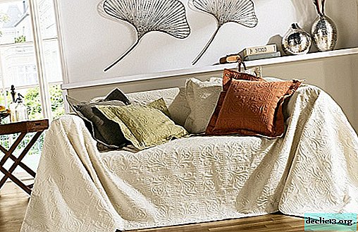 Faire des couvre-lits sur un canapé, les nuances de le faire soi-même