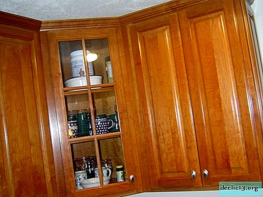 Vue d'ensemble des armoires de cuisine d'angle, vues et dessins avec dimensions