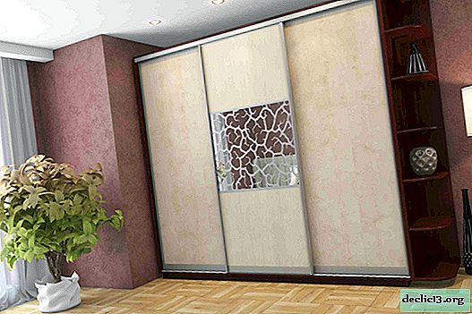 Features of three-door sliding wardrobes, an overview of models