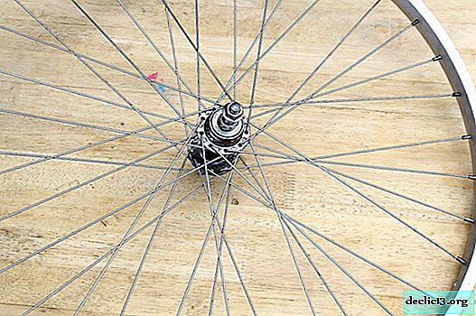 Cómo hacer un candelabro creativo para ruedas de bicicleta